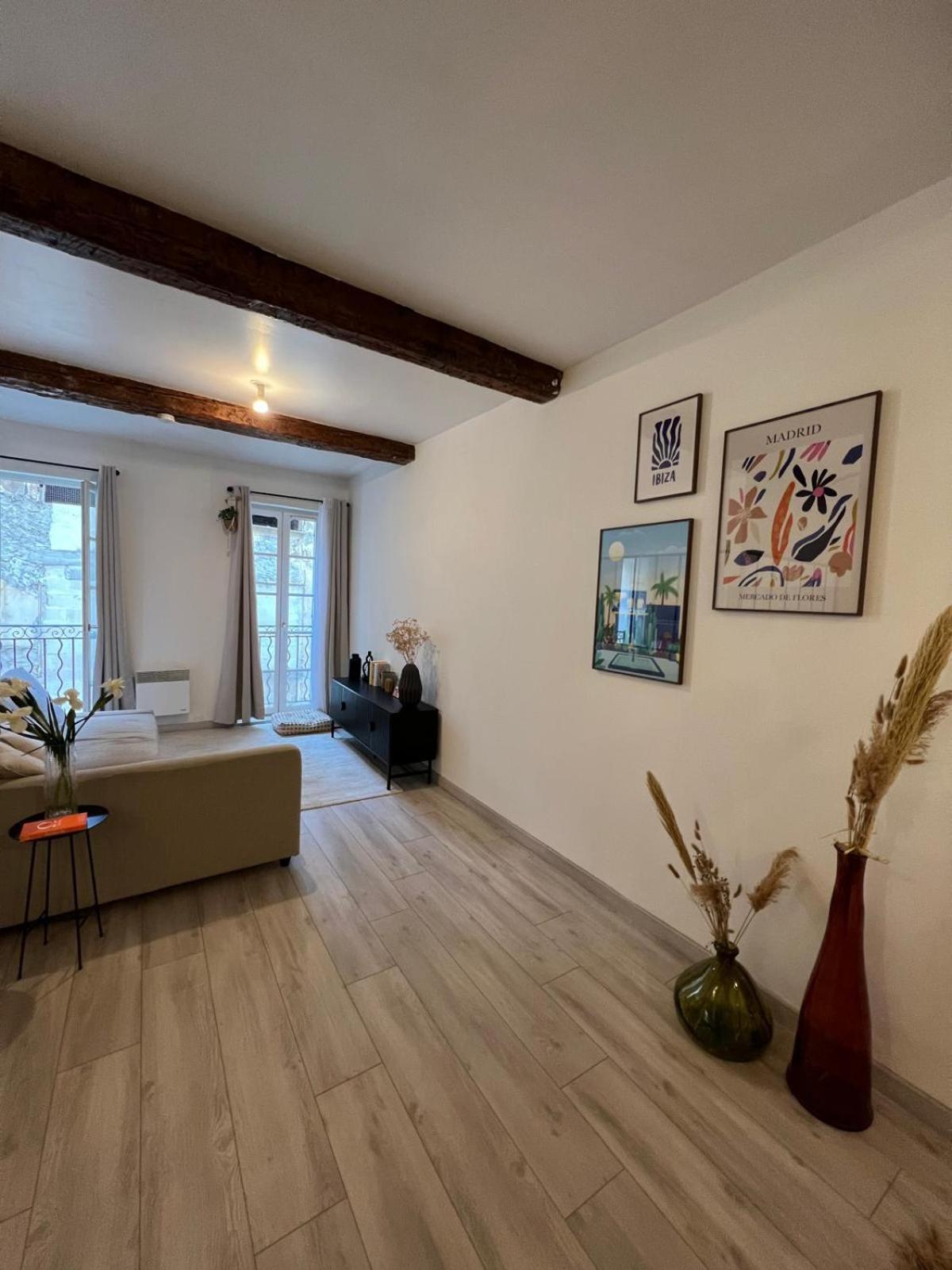 Appartamento Beau Loft Au Coeur De Tolone Esterno foto
