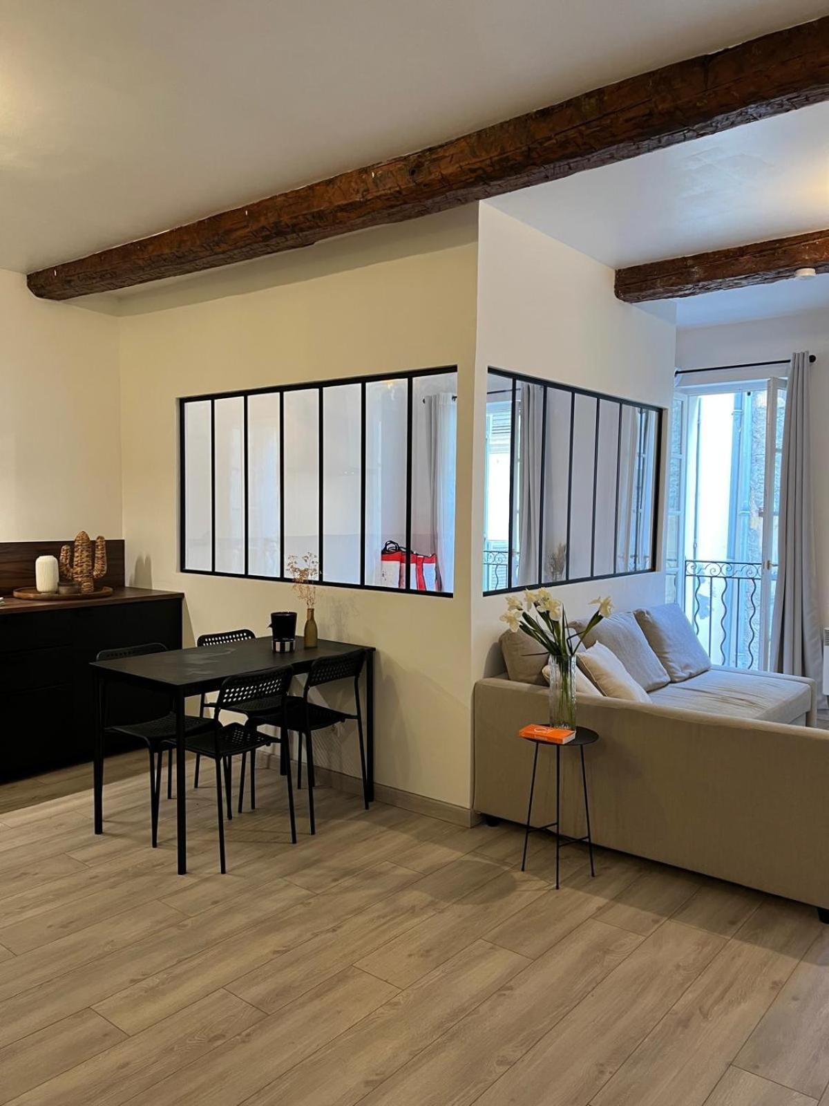 Appartamento Beau Loft Au Coeur De Tolone Esterno foto