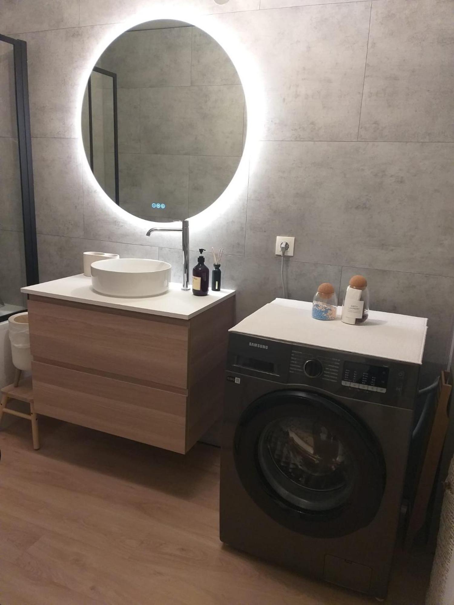 Appartamento Beau Loft Au Coeur De Tolone Esterno foto